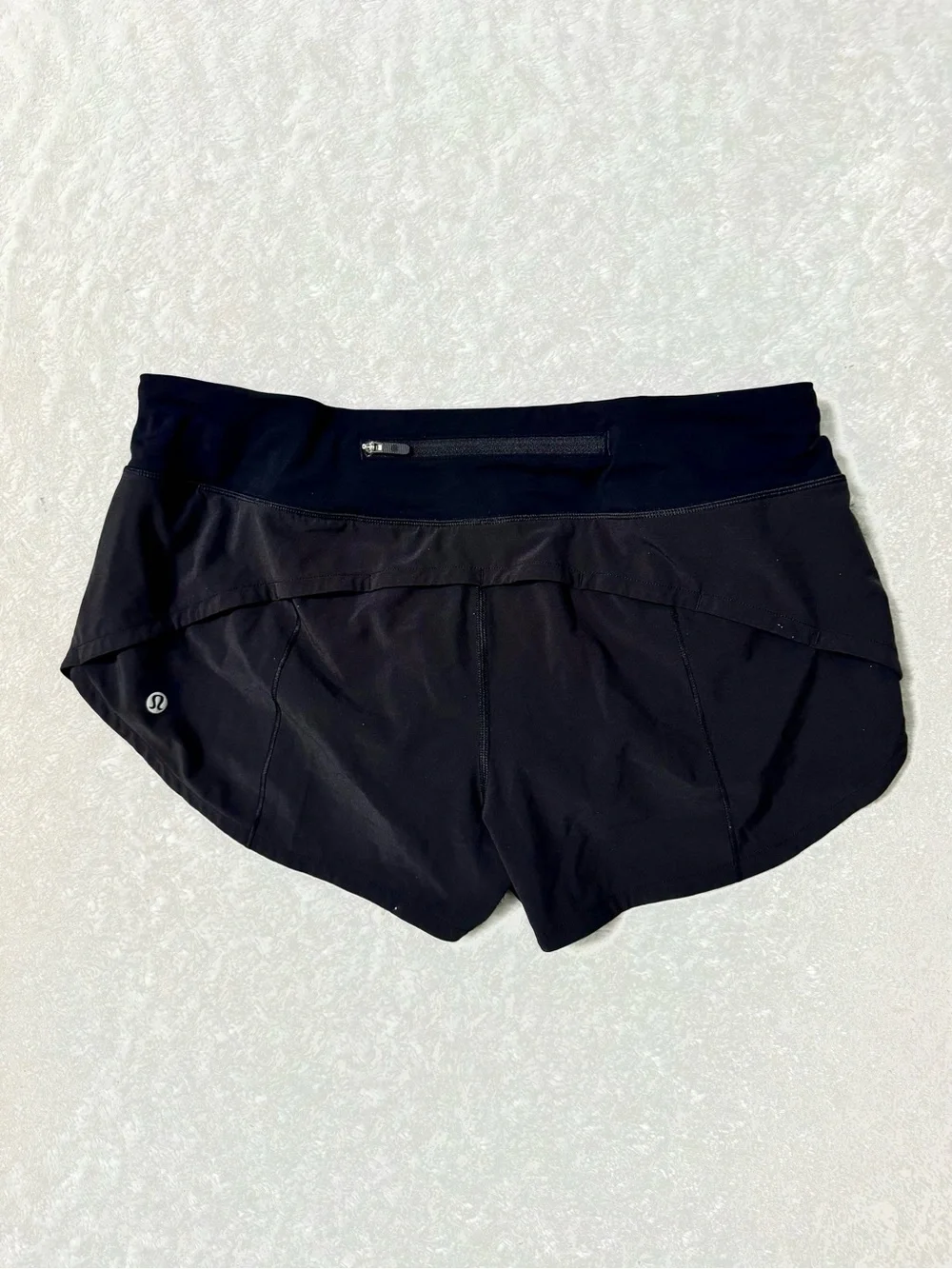 lululemon athletica Speed Up Low-Rise Lined Short 2.5